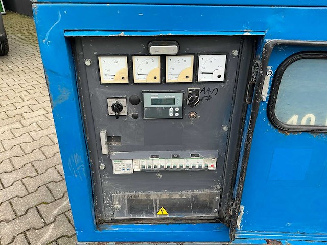 2011 atlas copco ya3 noodstroomaggregaat - afbeelding 2 van  13