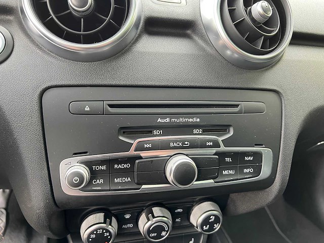 2011 audi a1 1.4 tfsi s edition | pano + automaat + navi | personenauto - afbeelding 22 van  25