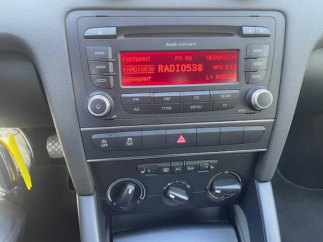2011 audi a3 cabriolet 1.6 tdi attr.pl. bns personenauto - afbeelding 3 van  7