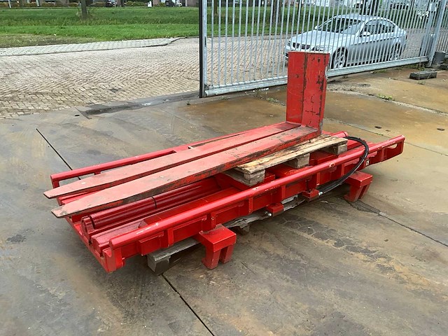 2011 auramo vorkheftruck vorkenbord 10t+ - afbeelding 2 van  8