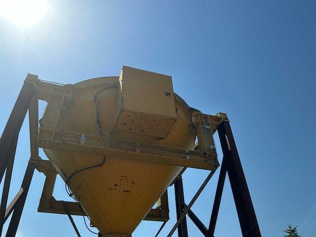 2011 beco kubel 4500 1tr hr silo - afbeelding 7 van  9