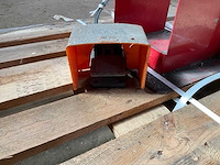 2011 blyweert aluminium tooling 1as405p0 pneumatische aluminium profiel ponsmachine - afbeelding 1 van  5