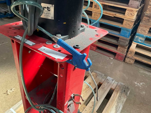 2011 blyweert aluminium tooling 1as405p0 pneumatische aluminium profiel ponsmachine - afbeelding 4 van  5