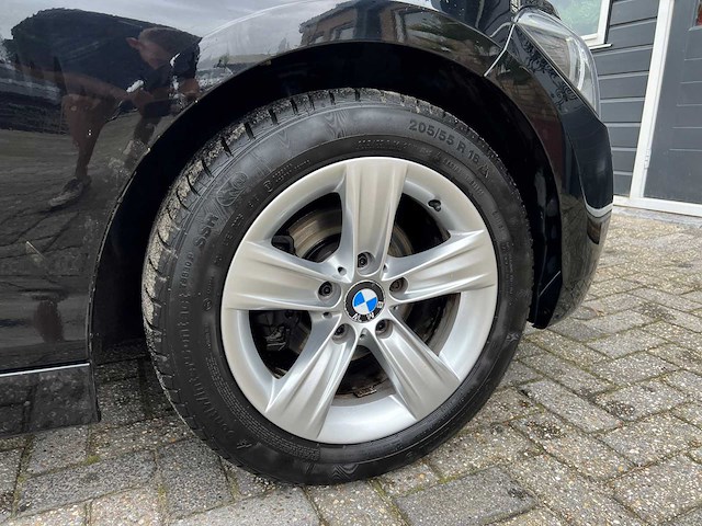 2011 bmw 1-serie 116i sport personenauto - afbeelding 22 van  23