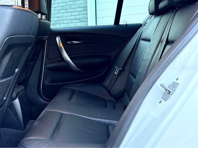 2011 bmw 1-serie personenauto - afbeelding 7 van  7