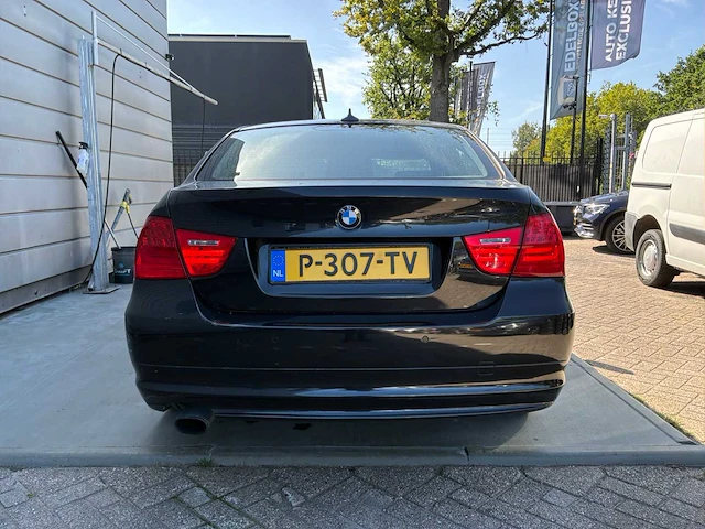 2011 bmw 3-serie 320i bns l. m sport personenauto - afbeelding 24 van  28