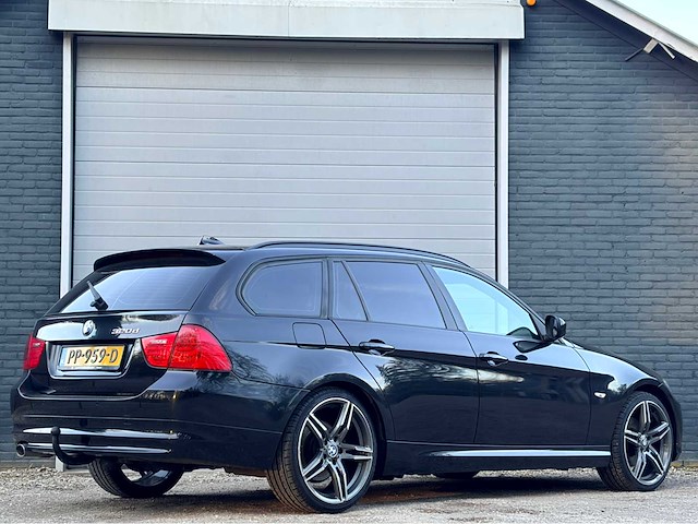 2011 bmw 3-serie touring personenauto automaat - afbeelding 9 van  12