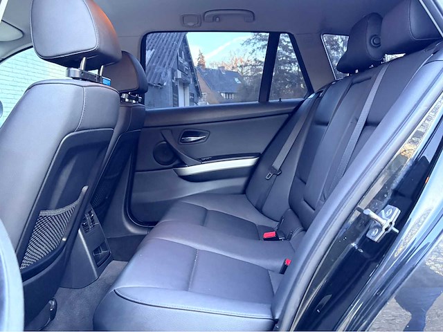 2011 bmw 3-serie touring personenauto automaat - afbeelding 12 van  12