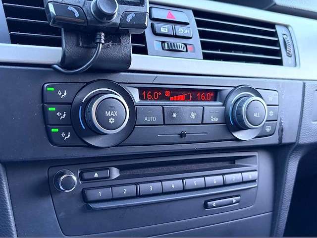 2011 bmw 3-serie touring personenauto automaat - afbeelding 10 van  18