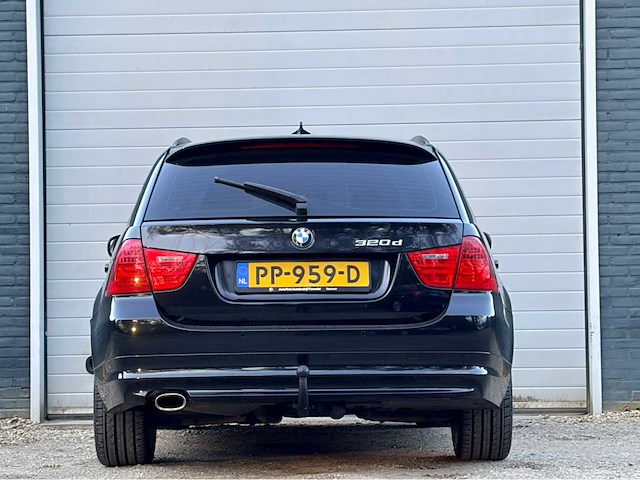 2011 bmw 3-serie touring personenauto automaat - afbeelding 14 van  18