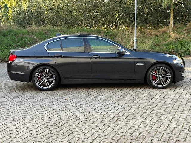 2011 bmw 5-serie 528i automaat high executive personenauto - afbeelding 8 van  14