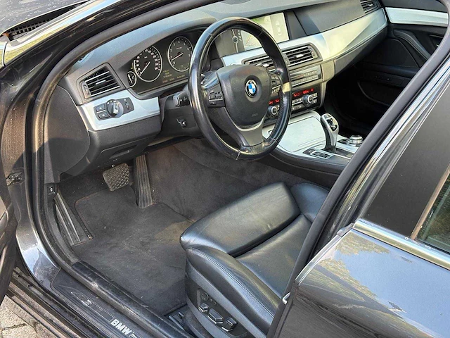 2011 bmw 5-serie 528i automaat high executive personenauto - afbeelding 13 van  14