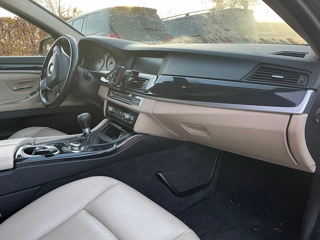 2011 bmw 5-serie touring personenauto - afbeelding 13 van  32
