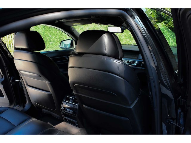 2011 bmw alpina b7 750li xdrive sedan 4.4l v8 btw auto - afbeelding 33 van  58