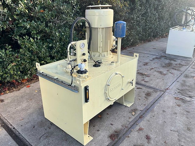 2011 bosch / rexroth hydraulisch aggregaat - afbeelding 2 van  9