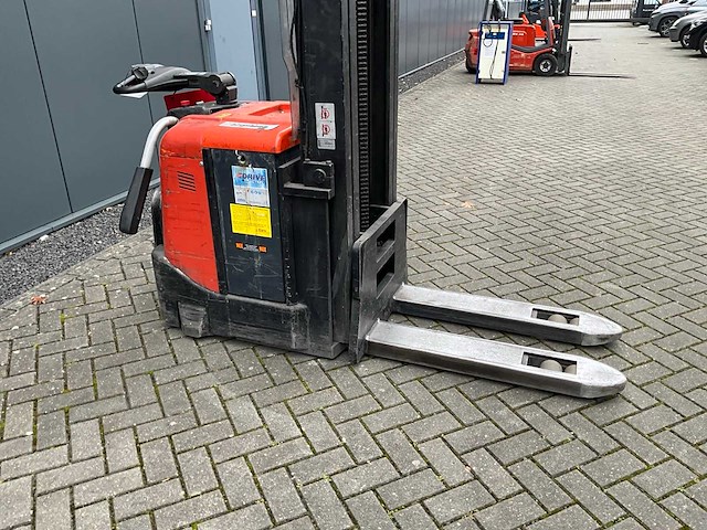 2011 bt spe160 stapelaar - afbeelding 18 van  20