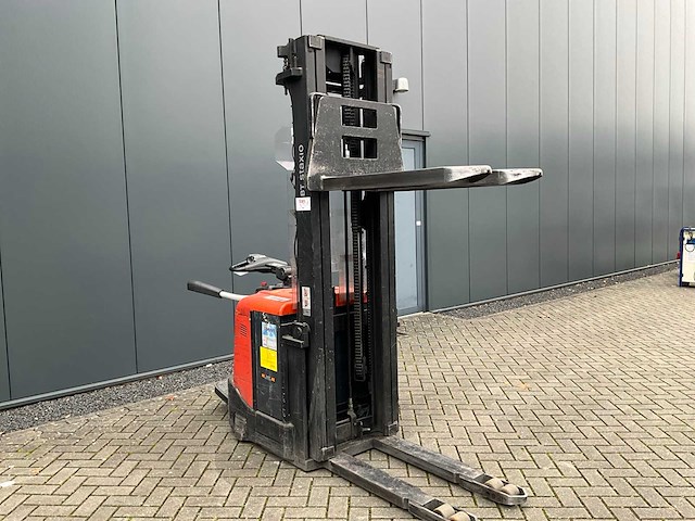 2011 bt spe160 stapelaar - afbeelding 16 van  20