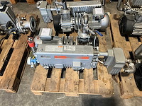 2011 busch r5 re 0063 b 40a vacuümpomp - afbeelding 1 van  5