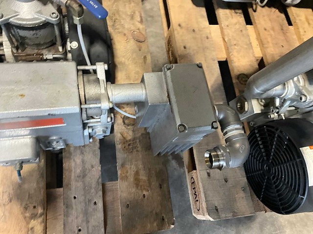 2011 busch r5 re 0063 b 40a vacuümpomp - afbeelding 4 van  5