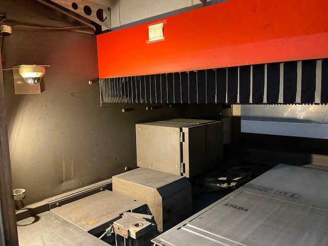 2011 bystronic byspeed pro 3015 lasersnijmachine - afbeelding 20 van  62
