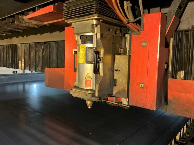 2011 bystronic byspeed pro 3015 lasersnijmachine - afbeelding 22 van  62