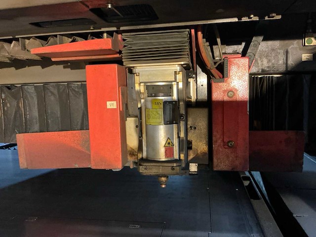 2011 bystronic byspeed pro 3015 lasersnijmachine - afbeelding 24 van  62