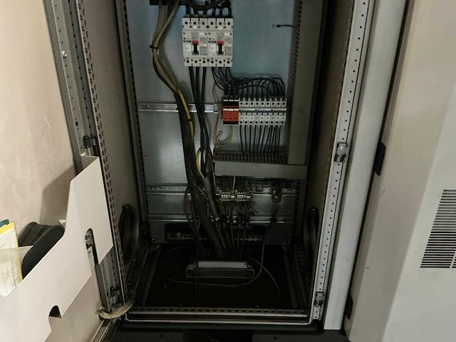 2011 bystronic byspeed pro 3015 lasersnijmachine - afbeelding 47 van  62