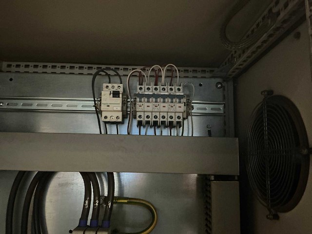 2011 bystronic byspeed pro 3015 lasersnijmachine - afbeelding 49 van  62