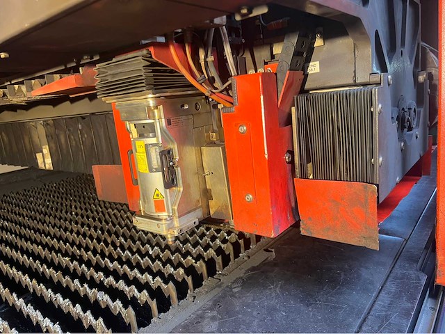 2011 bystronic byspeed pro 3015 lasersnijmachine - afbeelding 59 van  62