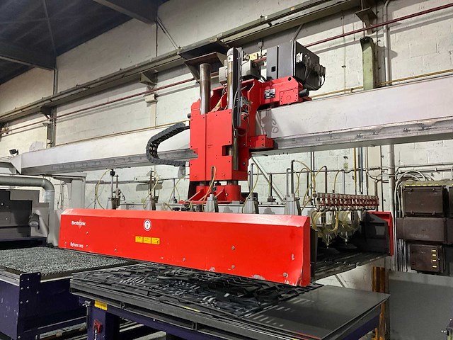 2011 bystronic byspeed pro 315 cnc-lasersnijmachine - afbeelding 21 van  56