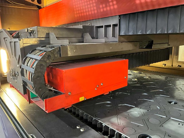 2011 bystronic byspeed pro 315 cnc-lasersnijmachine - afbeelding 55 van  56