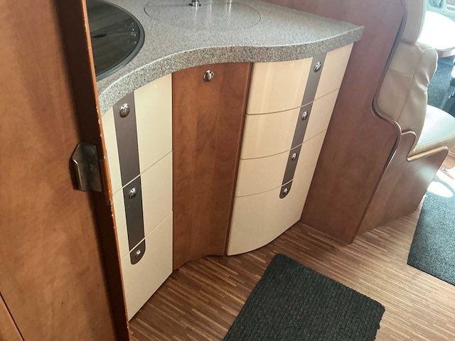 2011 carthago chic c-line i 4.9 camper - afbeelding 39 van  91