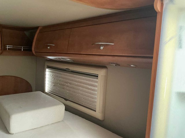2011 carthago chic c-line i 4.9 camper - afbeelding 47 van  91
