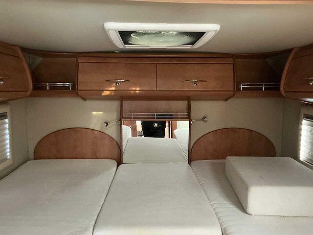 2011 carthago chic c-line i 4.9 camper - afbeelding 48 van  91