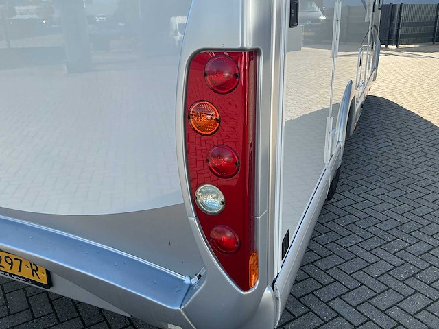 2011 carthago chic c-line i 4.9 camper - afbeelding 87 van  91