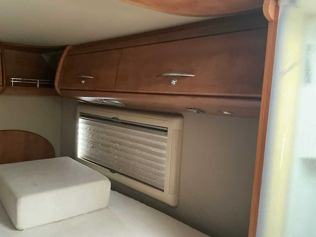 2011 carthago chic c-line i 4.9 camper - afbeelding 29 van  97