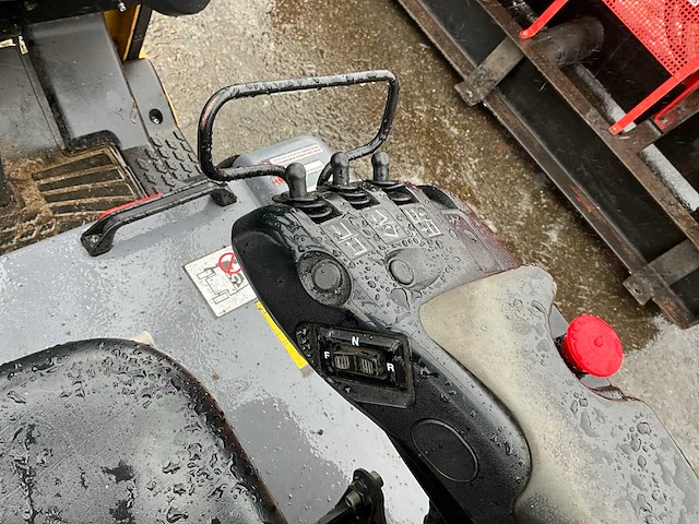 2011 cat ep16nt vorkheftruck - afbeelding 8 van  28