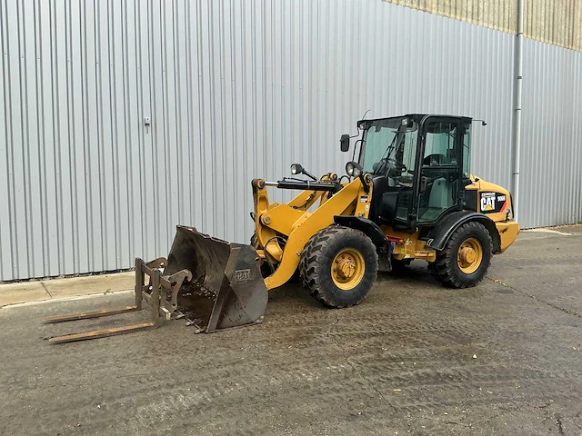 2011 caterpillar 906 shovel - afbeelding 1 van  32