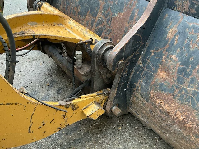 2011 caterpillar 906 shovel - afbeelding 2 van  32