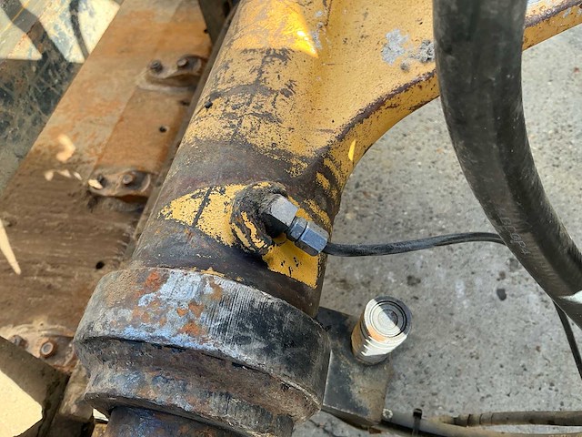 2011 caterpillar 906h shovel - afbeelding 27 van  37