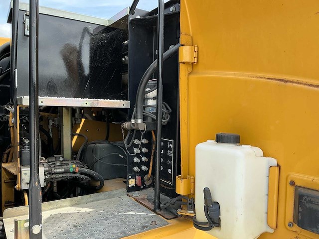 2011 caterpillar m316d banden graafmachine - afbeelding 26 van  65