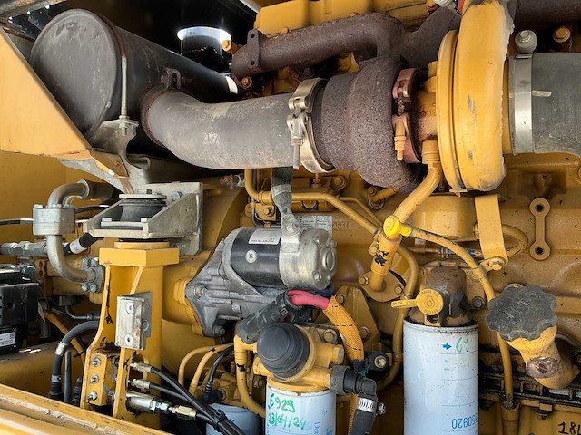 2011 caterpillar m316d banden graafmachine - afbeelding 30 van  65