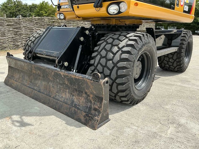 2011 caterpillar m316d banden graafmachine - afbeelding 36 van  65