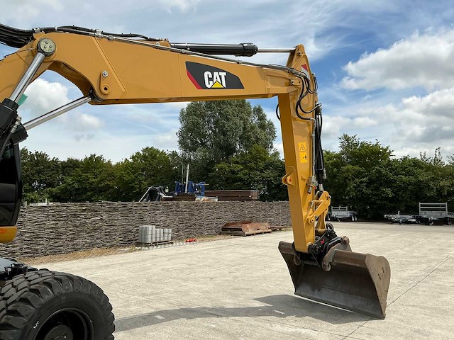 2011 caterpillar m316d banden graafmachine - afbeelding 62 van  65