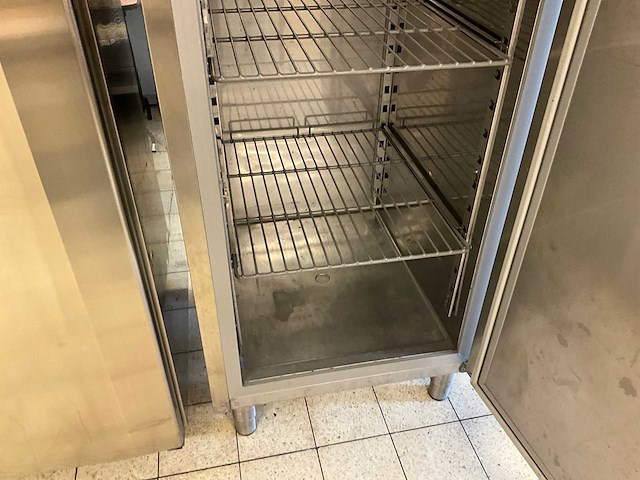 2011 catertech sut future 70 t rvs koelkast - afbeelding 2 van  3