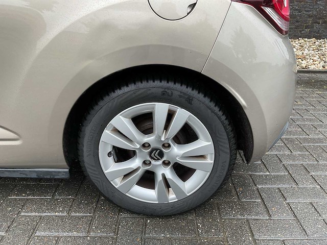 2011 citroen ds3 1.4 chic personenauto - afbeelding 25 van  28