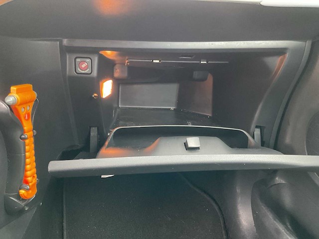 2011 citroen ds3 1.4 chic personenauto - afbeelding 8 van  34