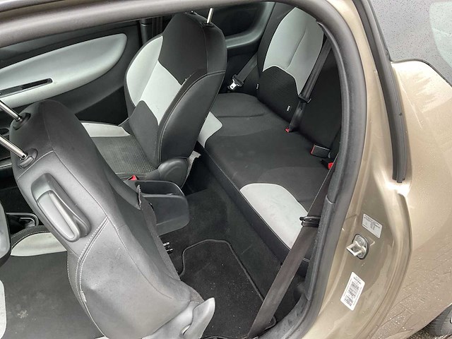 2011 citroen ds3 1.4 chic personenauto - afbeelding 13 van  34