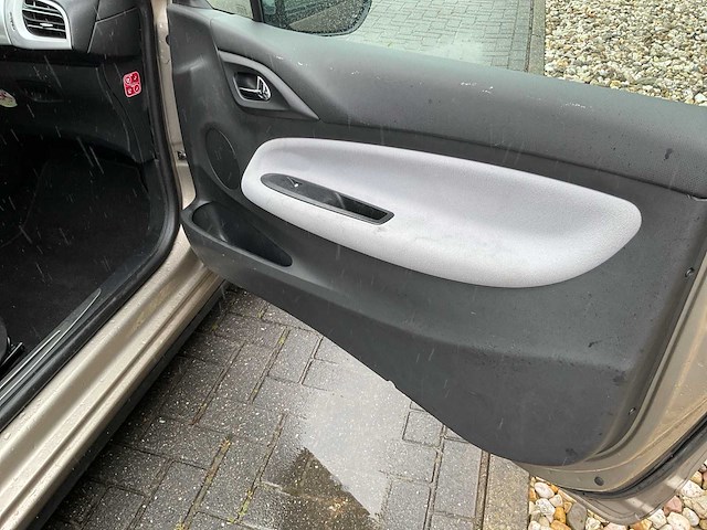 2011 citroen ds3 1.4 chic personenauto - afbeelding 17 van  34