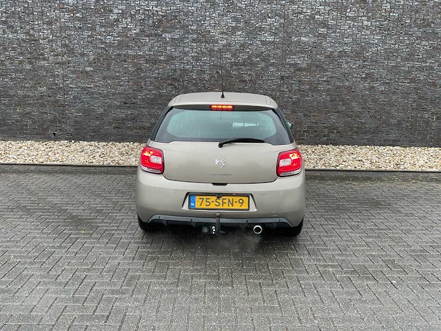 2011 citroen ds3 1.4 chic personenauto - afbeelding 28 van  34